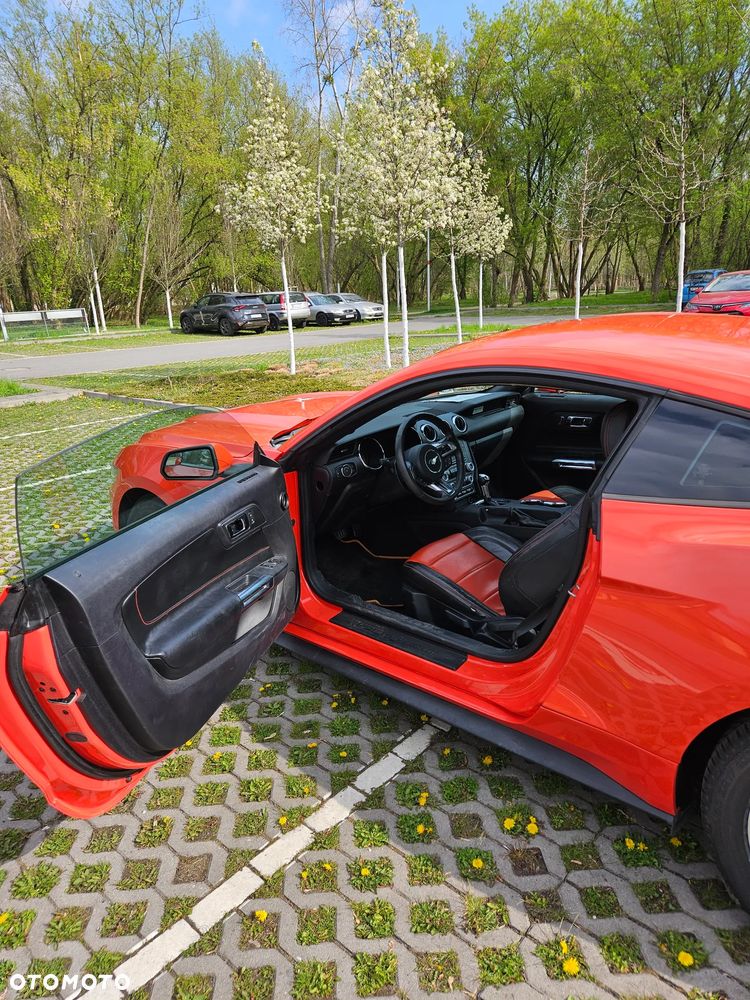 Ford Mustang 3.7 V6 - 8