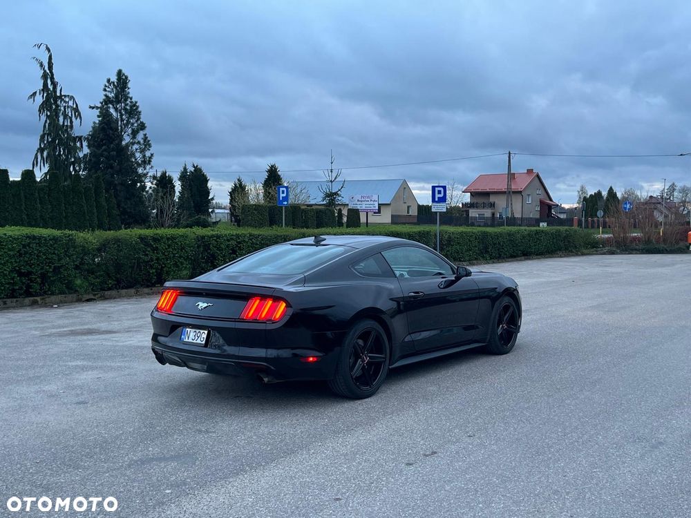Ford Mustang 2.3 EcoBoost - 6