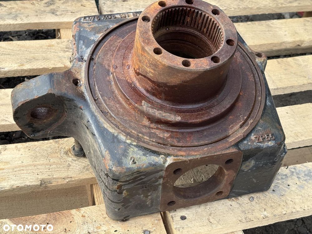 Fendt John Deere Deutz-Fahr Lamborghini Zwrotnica Przedniej Osi 4475406131 F395301021020 - 3