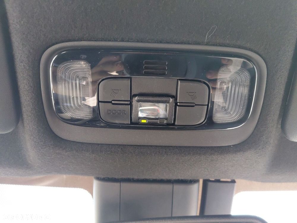Toyota Yaris Cross Hybrid 1.5 Comfort - 26