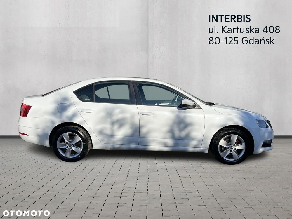 Skoda Octavia 2.0 TDI SCR Ambition DSG - 6