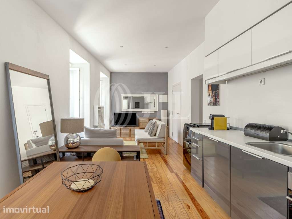 Apartamento T1 com varanda, na Lapa, em Lisboa - Grande imagem: 5/18