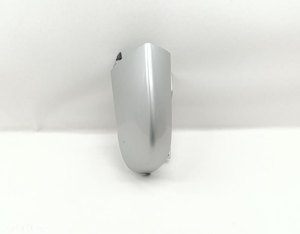 NAROŻNIK PRAWY TYŁ TYLNY OPEL VIVARO TRAFIC 2.0 DCI 909000150R - 1