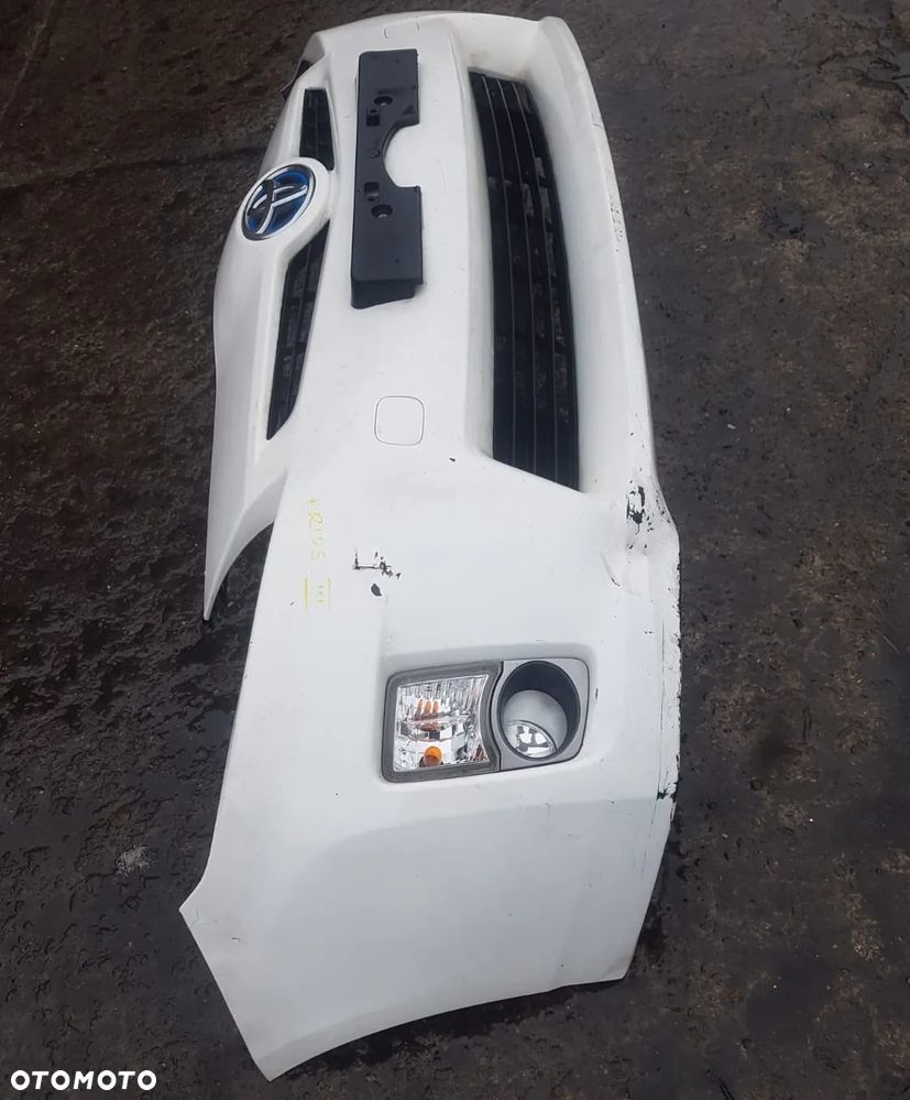 Zderzak przod Toyota PRIUS III - 8
