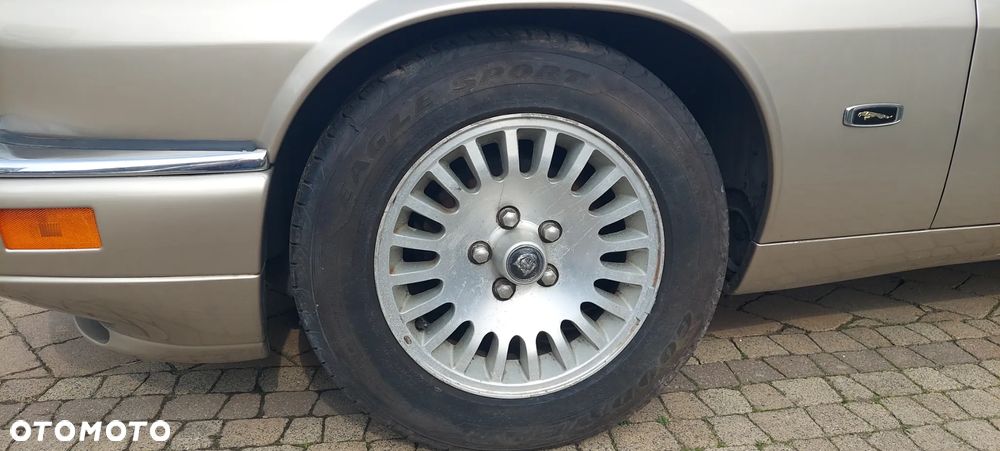 Jaguar XJS - 21