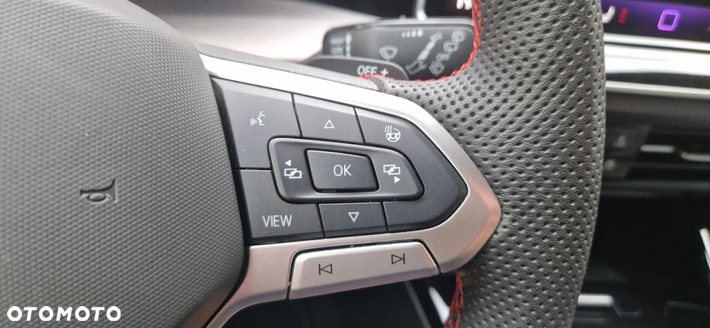 Volkswagen Golf - 17