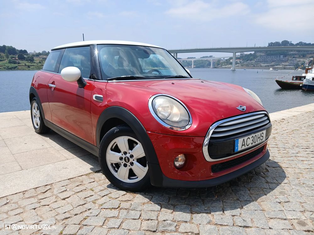 MINI 3 Portas Cooper D - 2