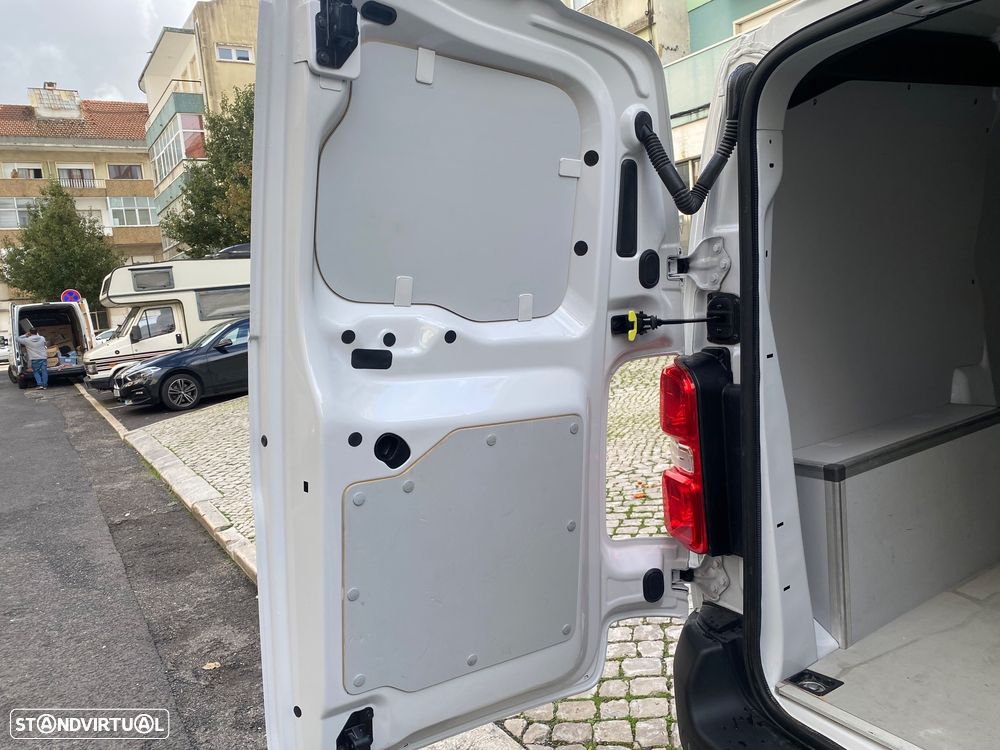 Peugeot Expert L2 120cv 3 lug. IVA Dedut. - 11