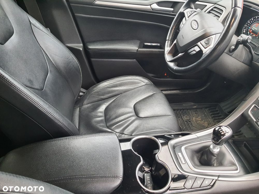 Ford Mondeo 2.0 TDCi Titanium - 16