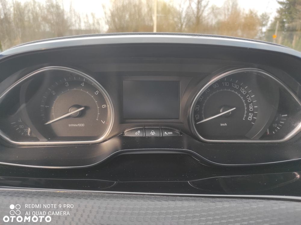 Peugeot 2008 1.6 VTi Allure - 10