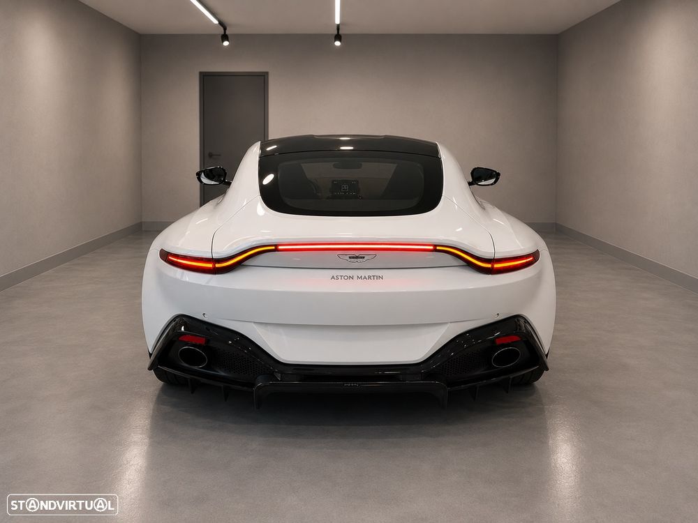 Aston Martin Vantage Coupe 4.0 Twin-Turbo V8 - 5