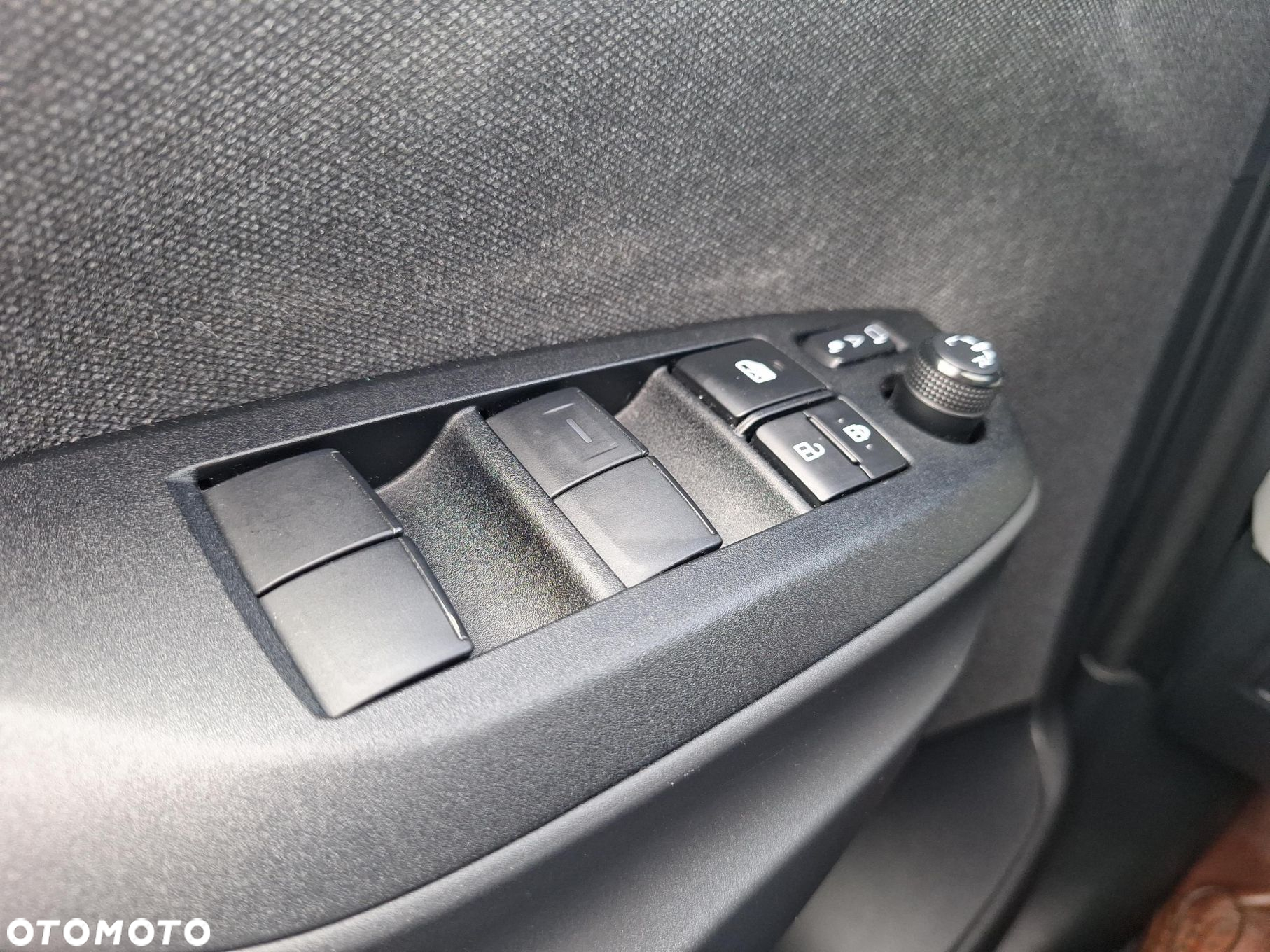 Toyota Yaris Cross Hybrid 1.5 Comfort - 25