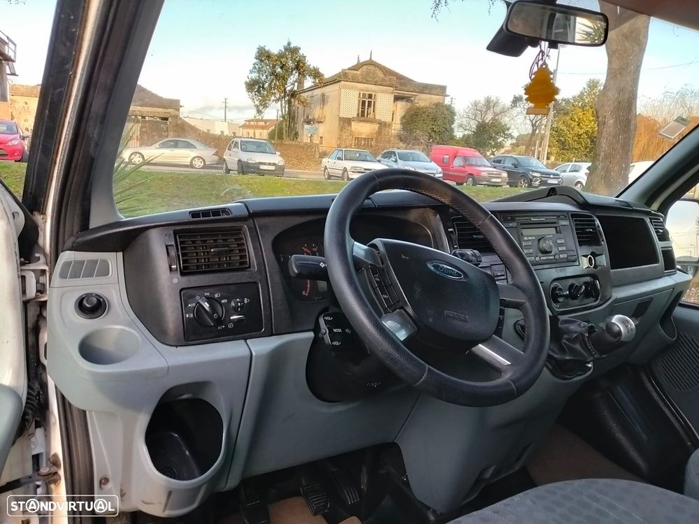 Ford Transit 330L 2.2 TDCi - 12