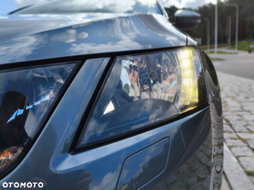 Skoda Octavia 2.0 TDI DSG Sport Edition - 25