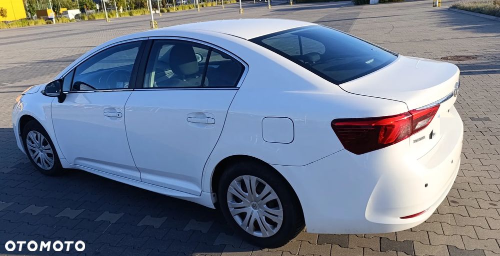 Toyota Avensis 1.8 Active - 7
