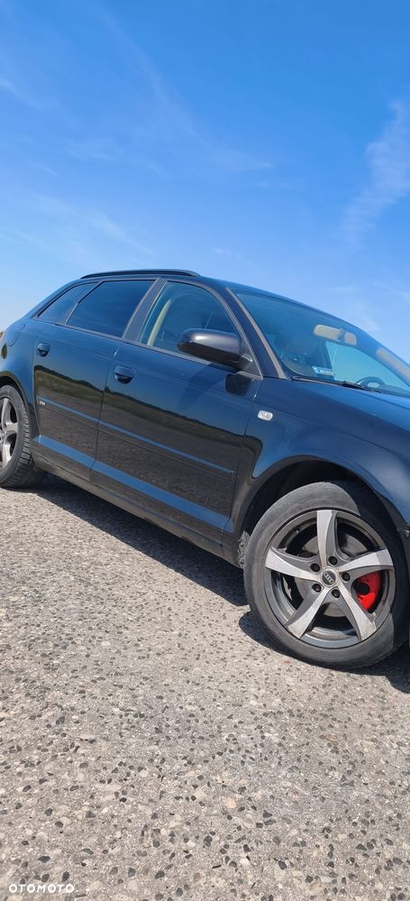 Audi A3 Sportback 2.0 TDI DPF S line Sportpaket (plus) - 2