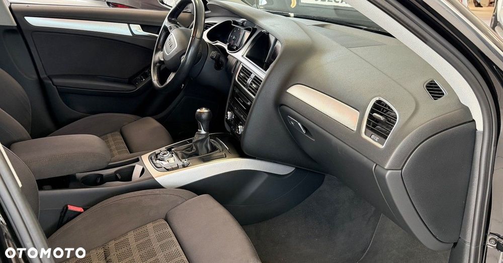 Audi A4 Avant - 16