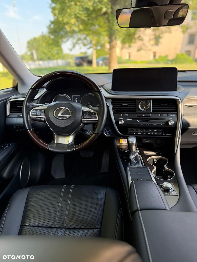 Lexus RX - 27
