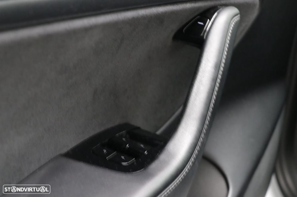 Tesla Model 3 Performance Dual Motor AWD - 12