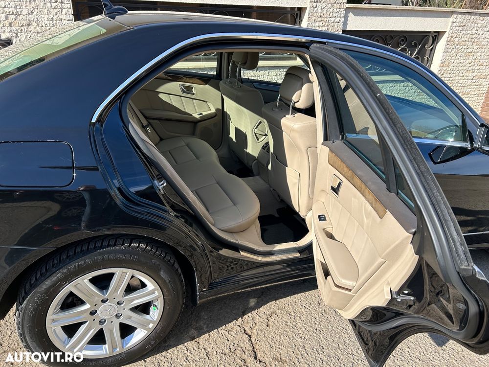 Mercedes-Benz E - 8