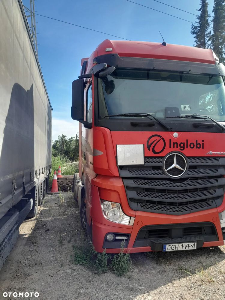 Mercedes-Benz actros - 1