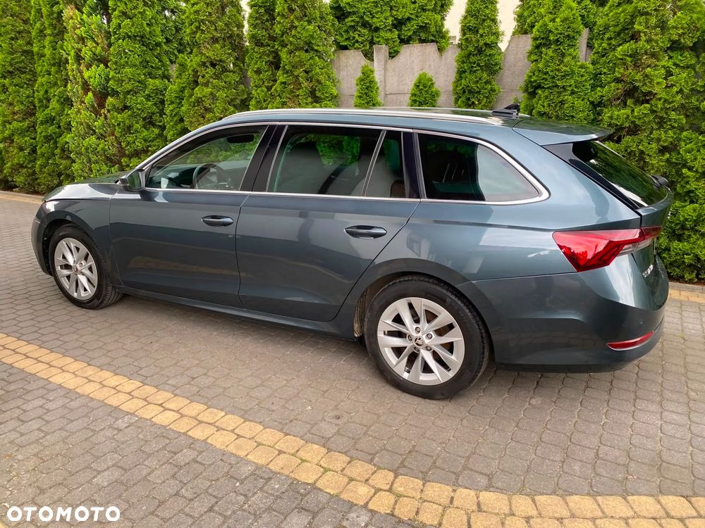 Skoda Octavia 2.0 TDI DSG Sport Edition - 1