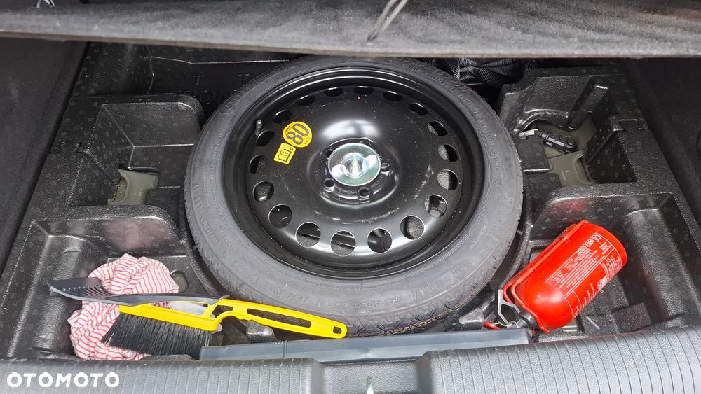 Opel Astra 1.4 T Dynamic S&S - 14