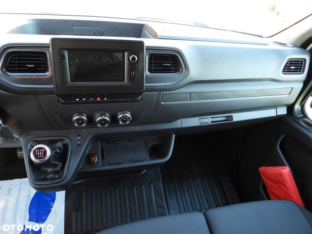 Renault MASTER FURGON CHŁODNIA  -10*C ZASILANIE 230V TEMPOMAT NAWIGACJA LEDY KLIMATYZACJA  150KM - 32