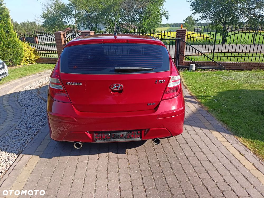 Hyundai i30 1.4 Classic + - 3
