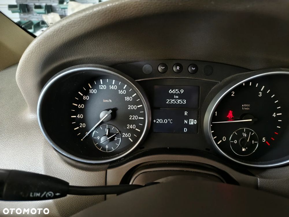 Mercedes-Benz ML 320 CDI 4-Matic - 30