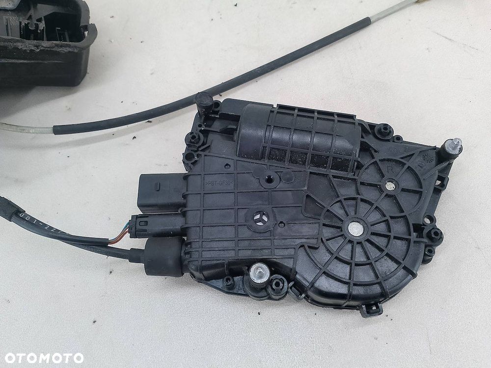 ZAMEK DRZWI LEWY TYŁ BMW SERIA 7 F01 7185687  4153309800 - 3