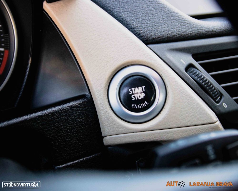 BMW X1 18 d sDrive - 25