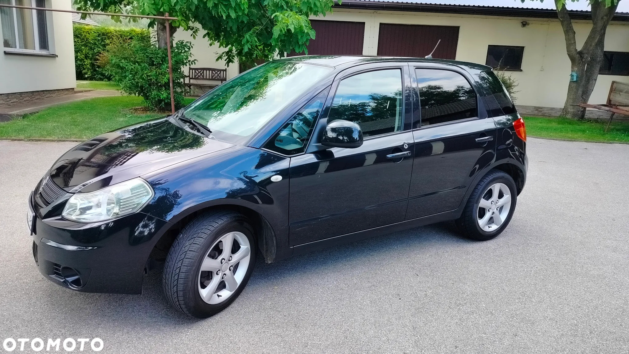Suzuki SX4 1.6 GS / Premium - 8