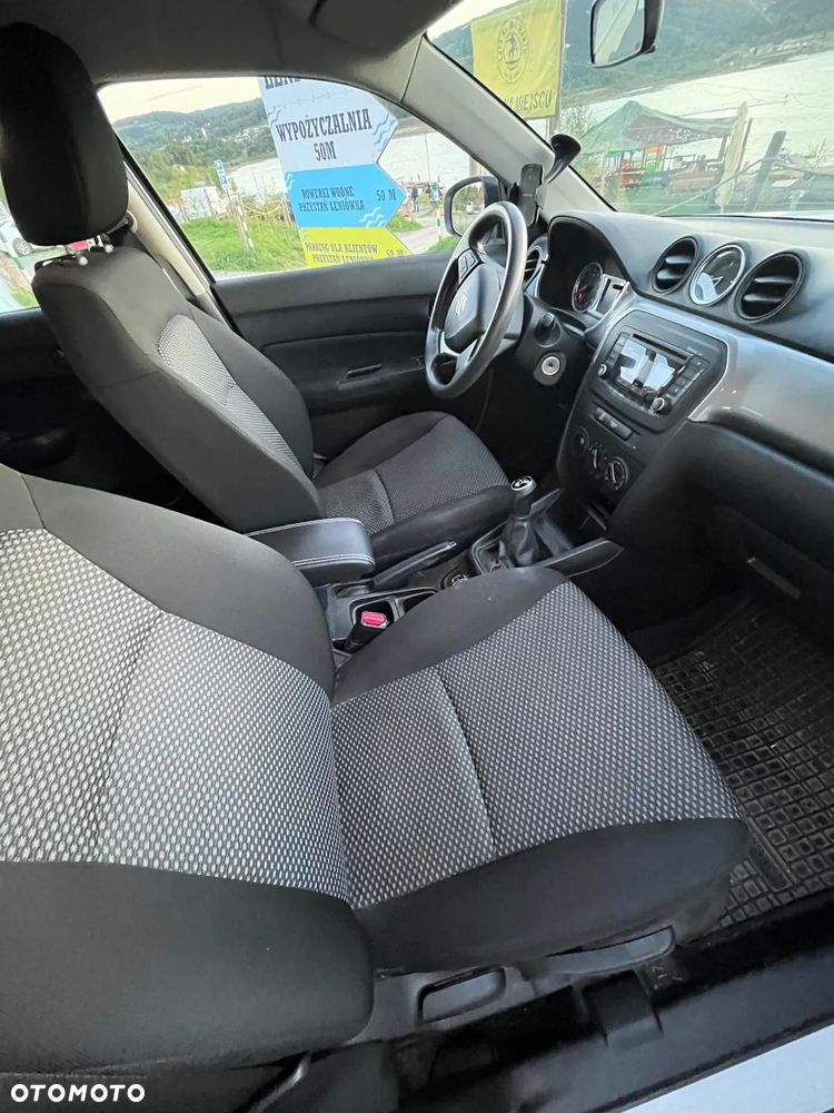 Suzuki Vitara 1.6 Comfort 4WD - 11