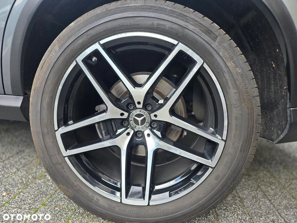 Mercedes-Benz GLE 350 d 4-Matic - 23