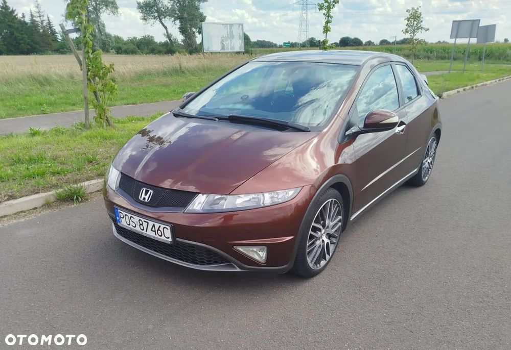 Honda Civic Hatchback 08-12 - 1