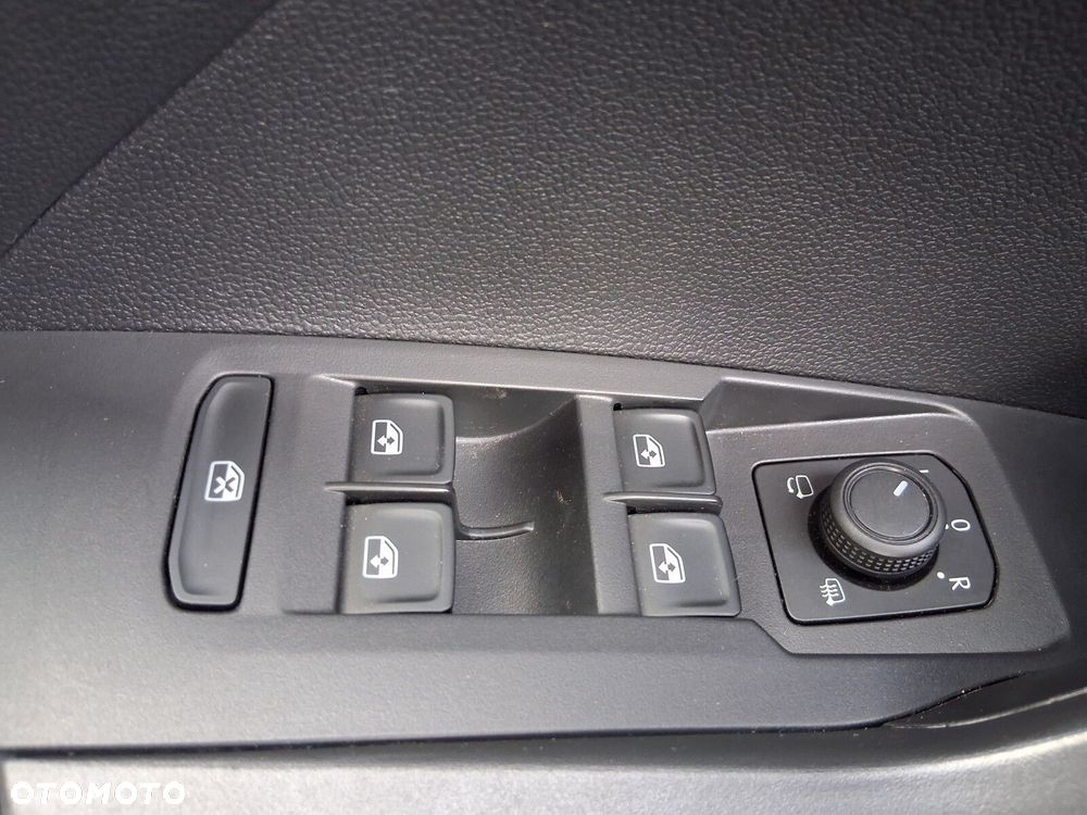 Volkswagen T-Cross 1.5 TSI ACT Life DSG - 25