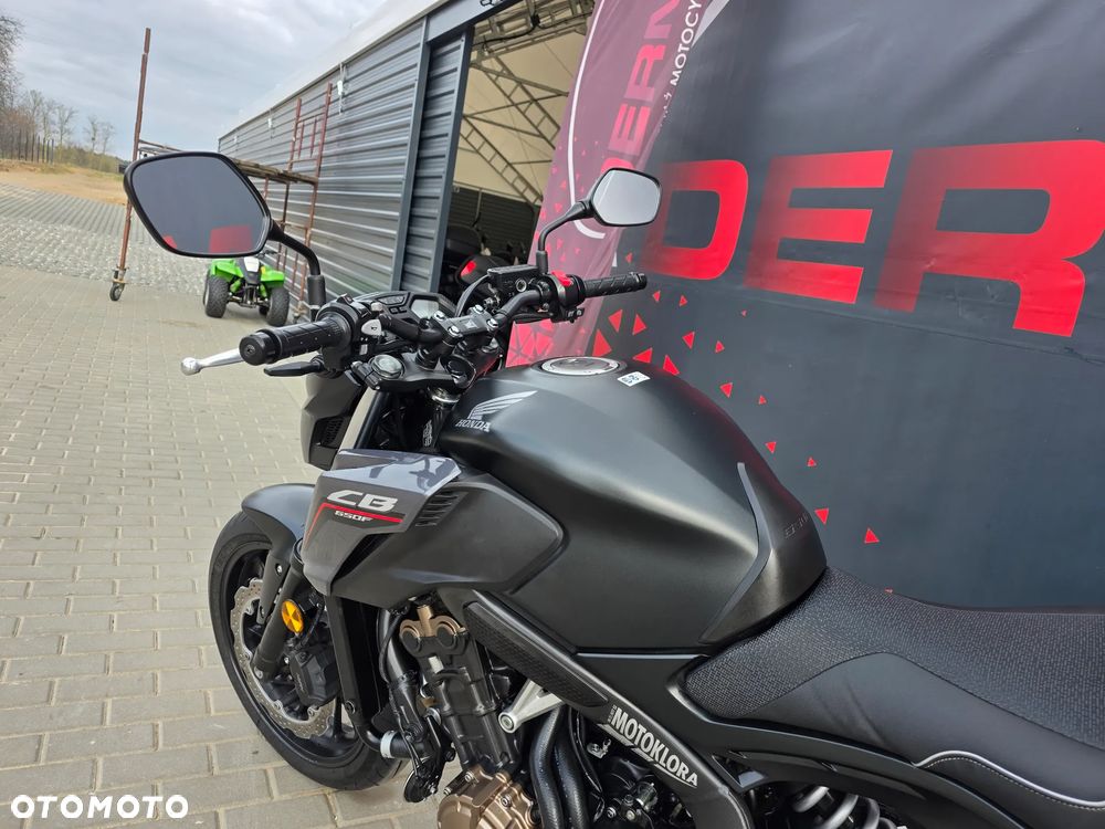 Honda CB - 27