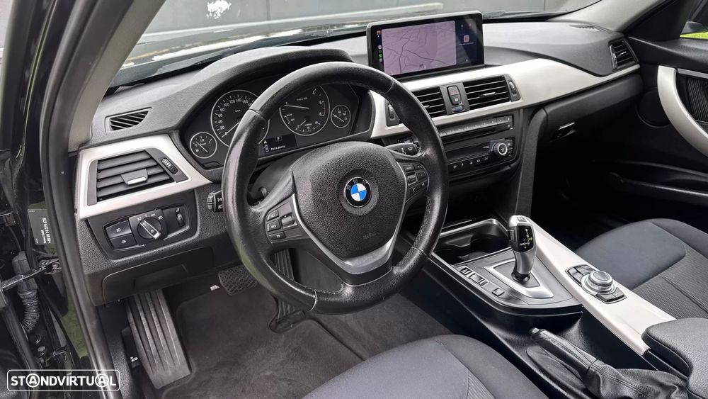 BMW 318 d Aut. Sport Line - 24