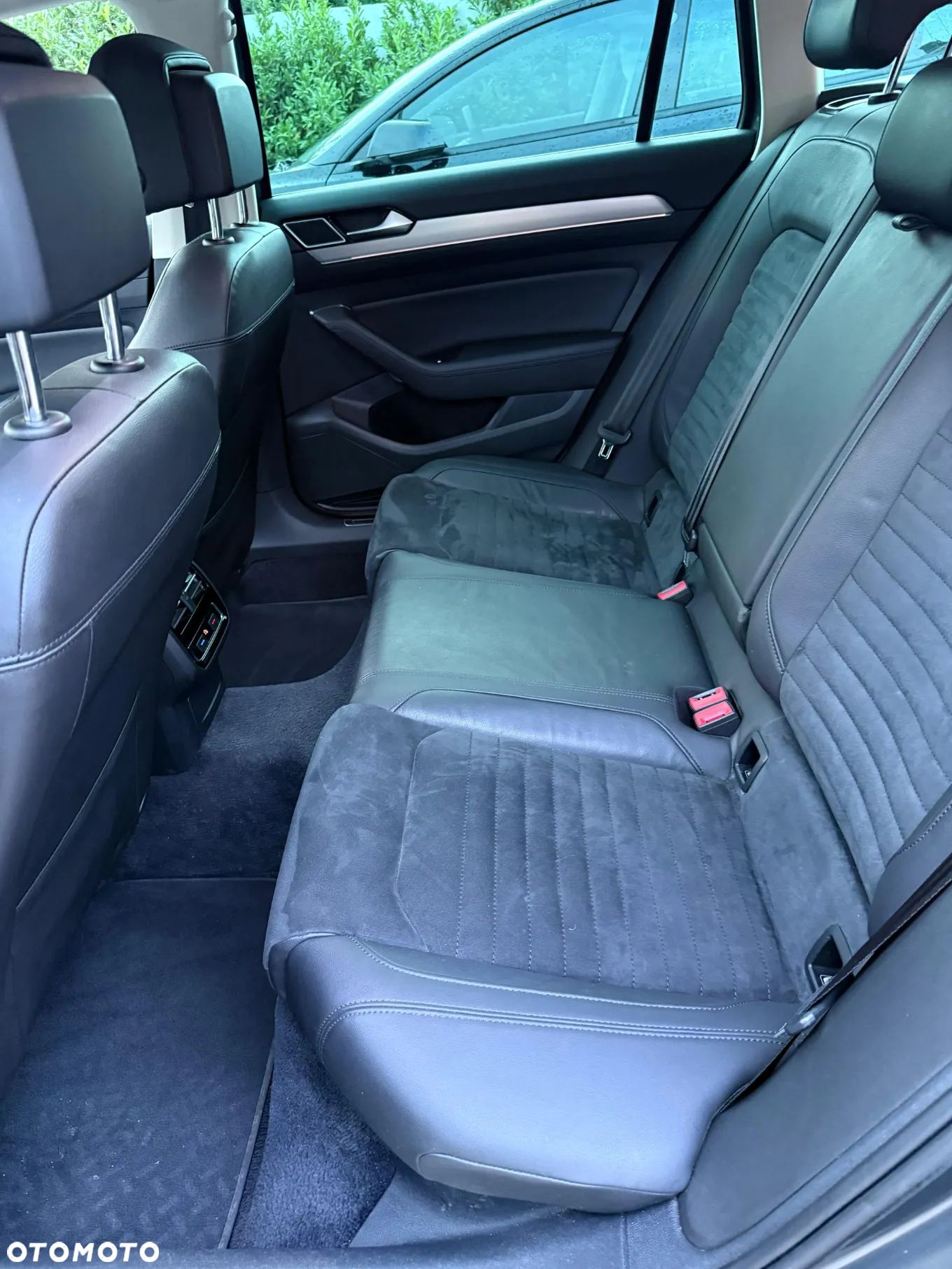 Volkswagen Passat 2.0 TSI BMT Highline DSG - 11