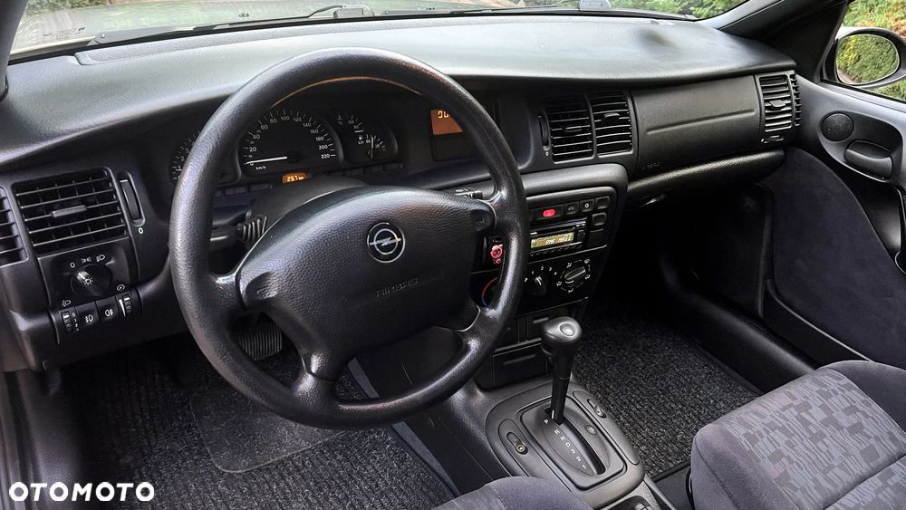 Opel Vectra - 6