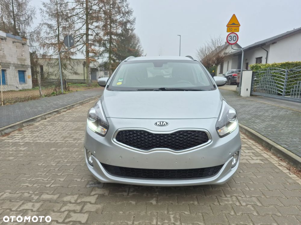 Kia Carens 1.7 CRDi 115 Dream-Team Edition - 3