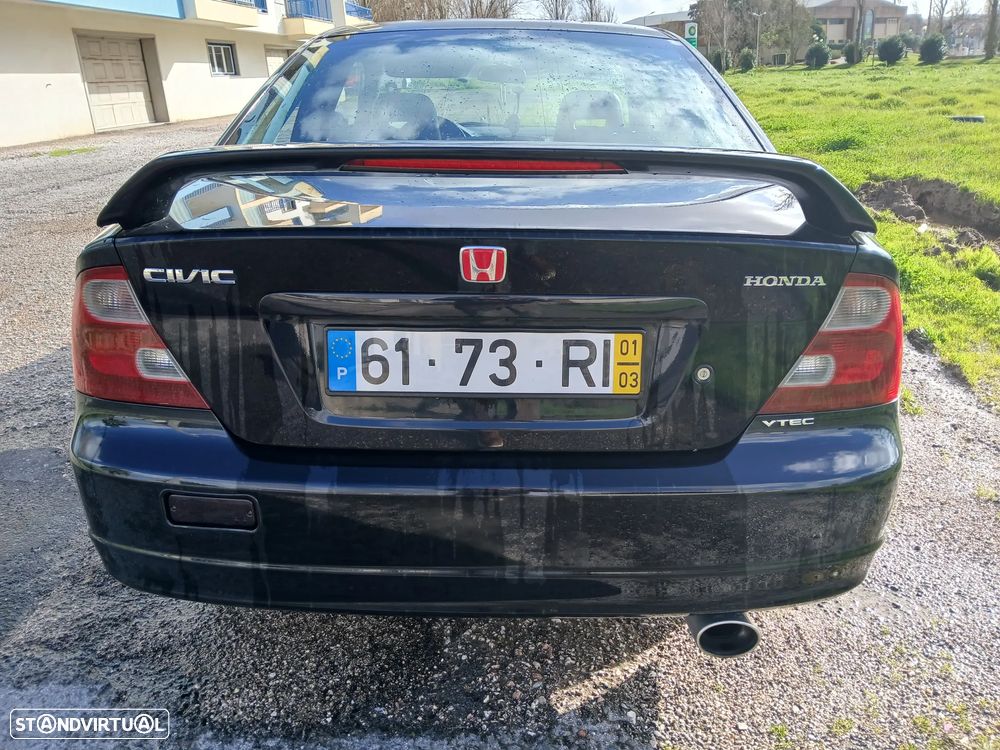 Honda Civic 1.7 ES - 16