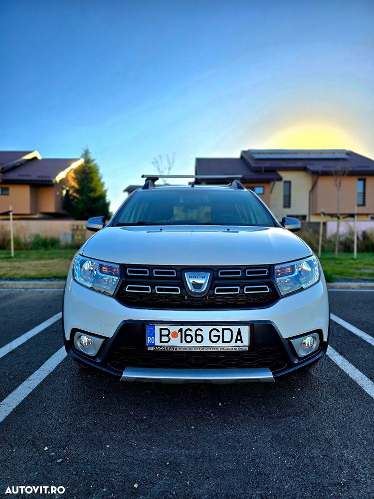 Dacia Sandero Stepway TCe 90 MT6 Essential - 3