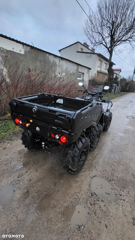 Can-Am Outlander - 3