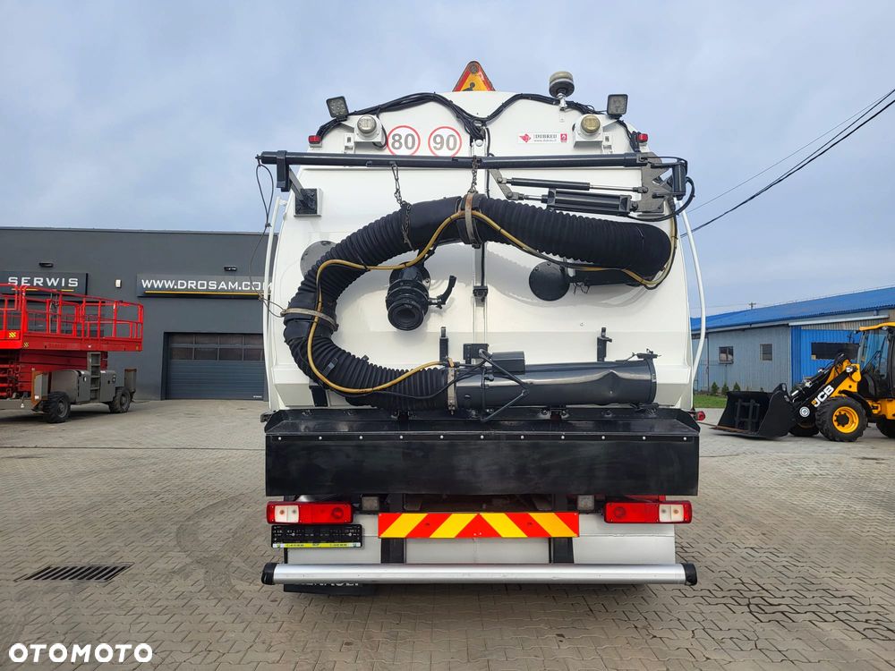 Renault C 380 Bucher Eurovoirie 2 silniki - 8