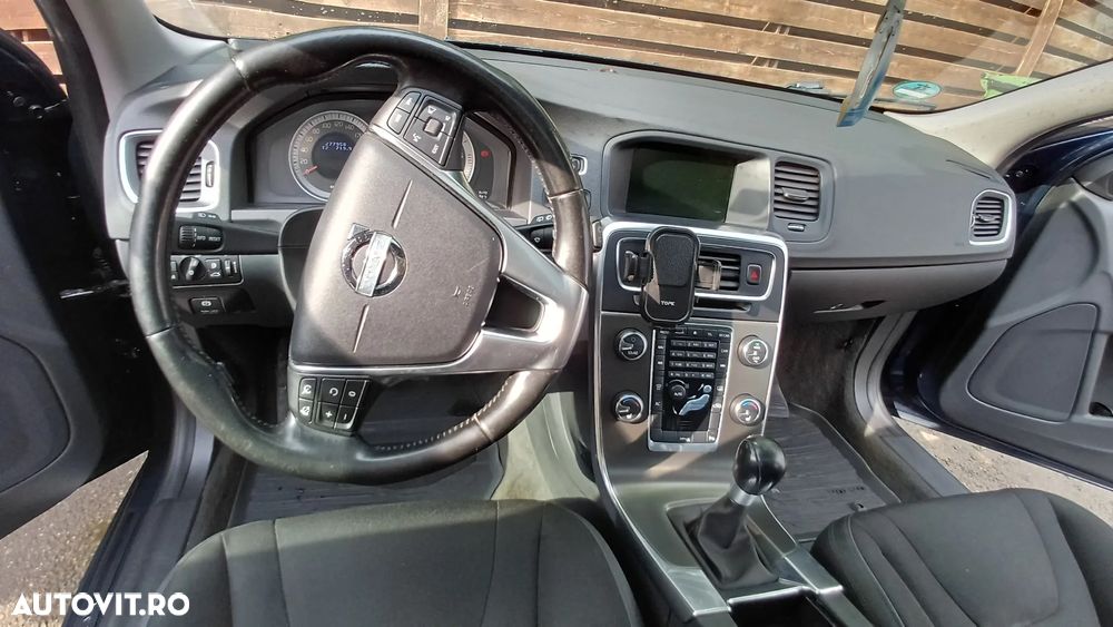Volvo V60 DRIVe Start-Stop Basic - 10