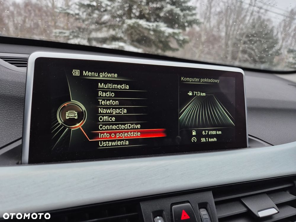 BMW X1 xDrive20d - 17