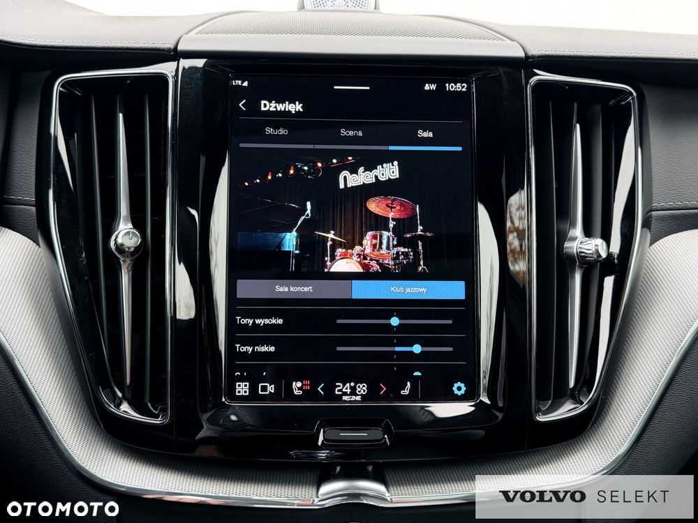 Volvo XC 60 - 32