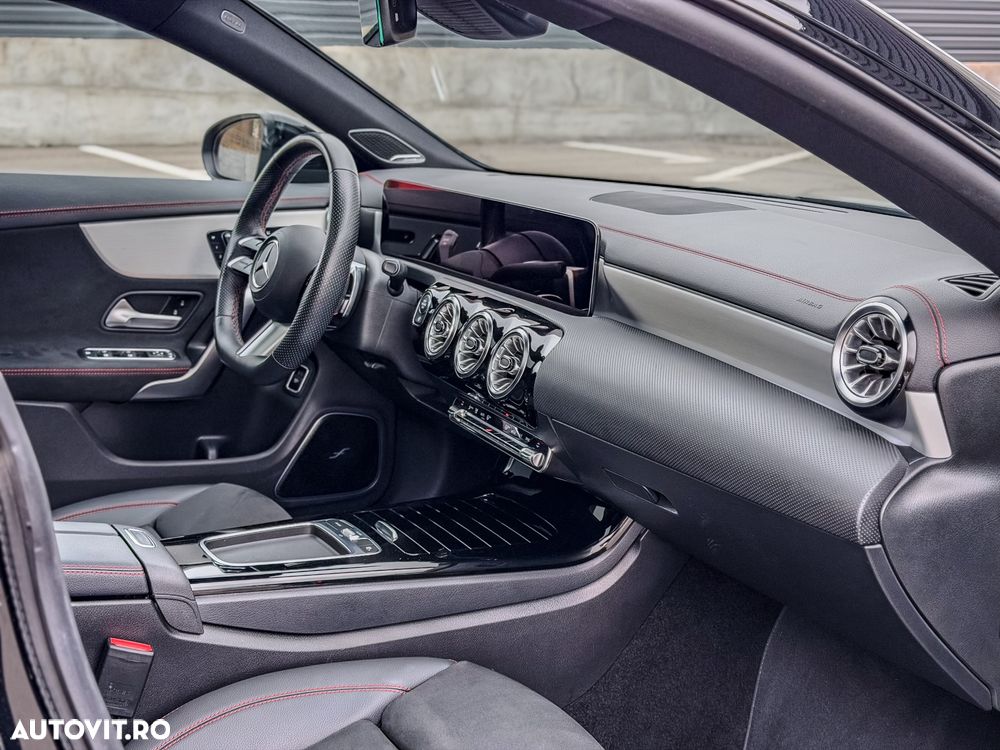 Mercedes-Benz CLA 250 4MATIC 8G-DCT AMG Line Advanced Plus - 30